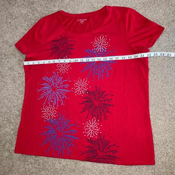 size Petite XL, bust up to 44” inches, patriotic fireworks 💥 shirt, like new co - Picture 5 of 11